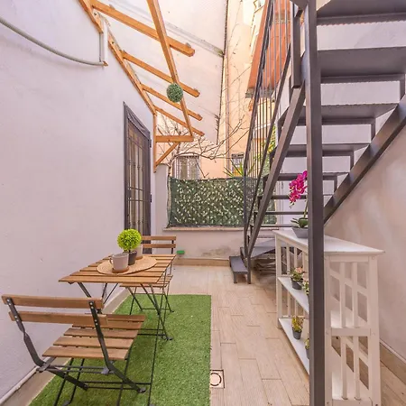 Apartment Colosseo A 20 Min-casa Elegante Con Metro C A 500mt Rome