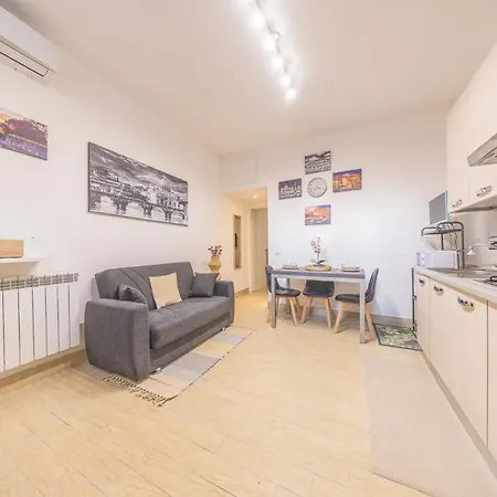 Colosseo A 20 Min-casa Elegante Con Metro C A 500mt Apartment